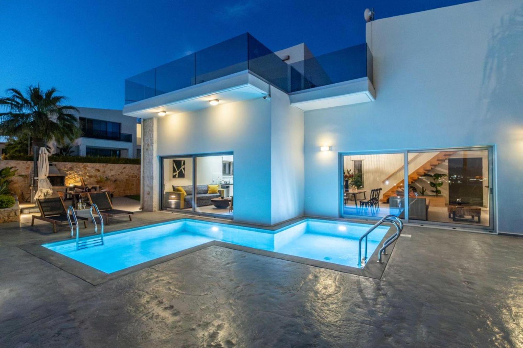 Jarko Luxury Houses Argoulidhes Exterior photo